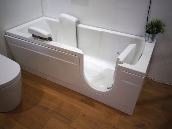 Cost of Walk In Tub Installation in Williamsburg